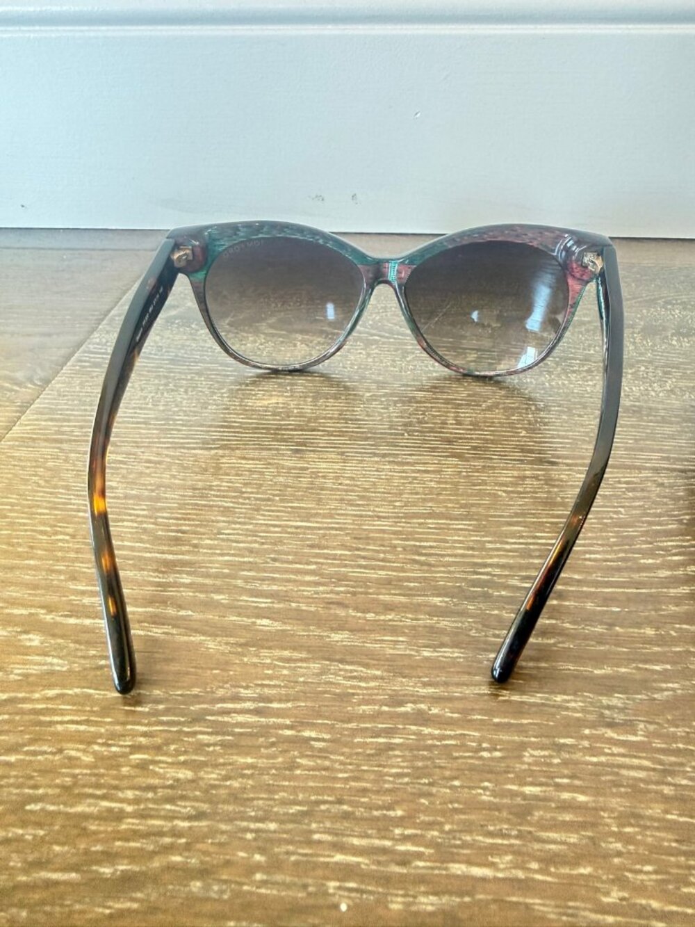 Tom Ford Saskia TF330 98G Tortoise Cat-Eye Sunglasses